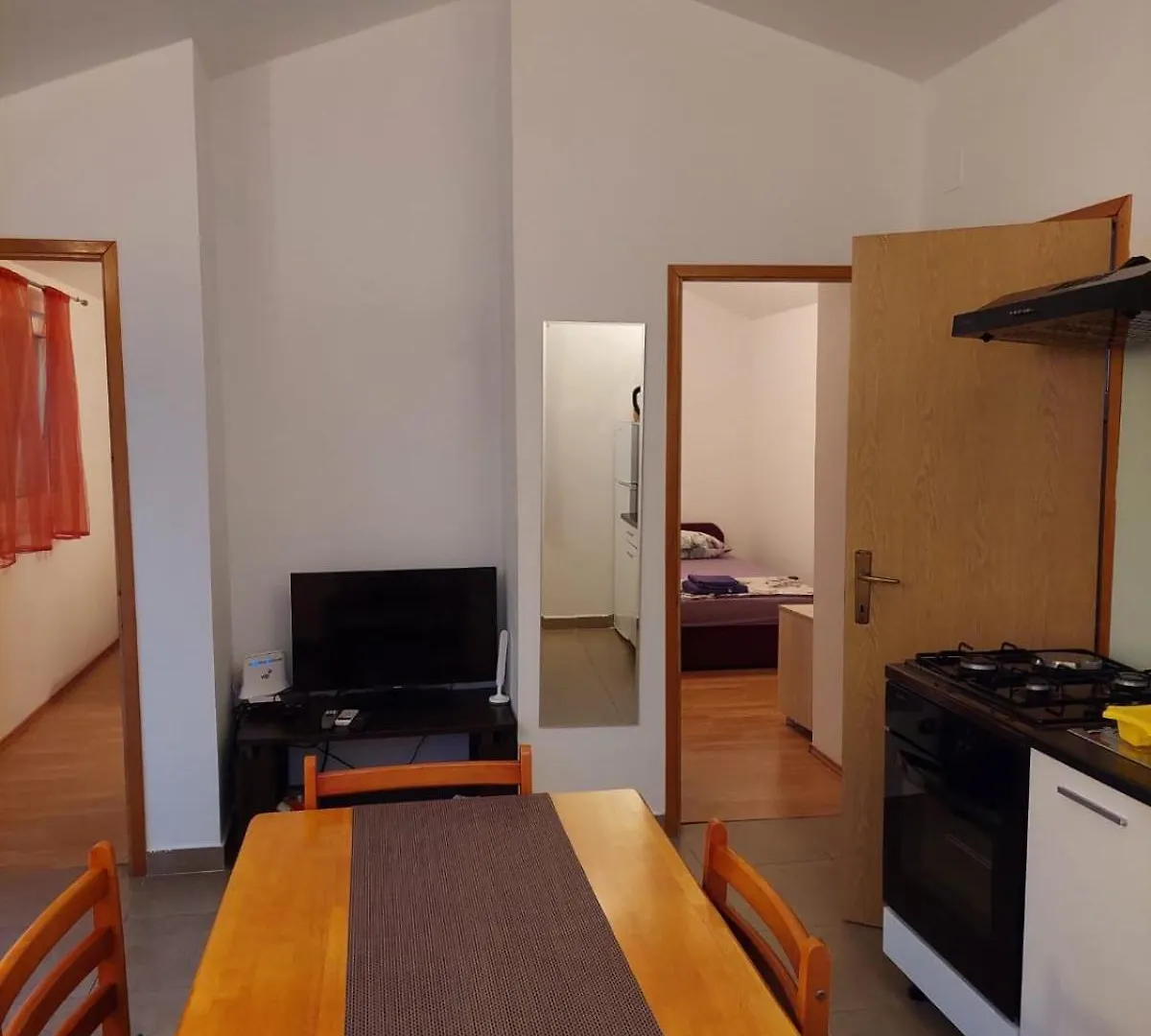 Apartmani Roko Razanac