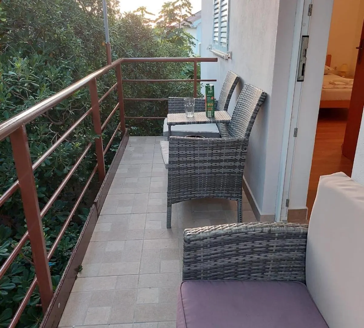 Apartmani Roko Razanac 0*,
